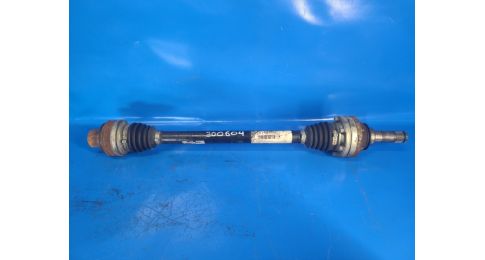 Tylna półoś lew. AUDI A4 08-15