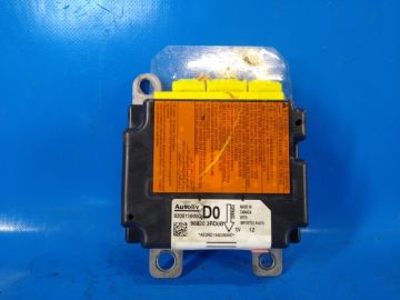 Moduł sterowania poduszkami powietrznymi NISSAN SENTRA B17 12-21