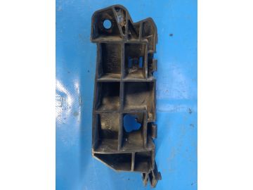 Wspornik przedniego zderzaka lew. SUZUKI SX4 06-13