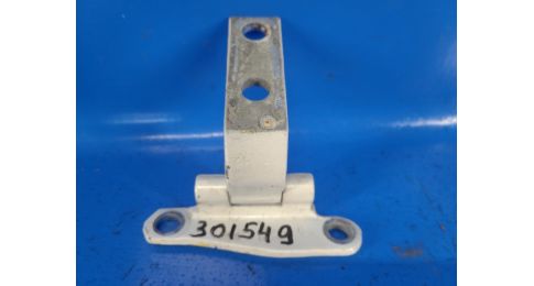 Zawias drzwi praw. LEXUS IS250/350 05-13 Zawias drzwi praw. LEXUS IS250/350 05-13