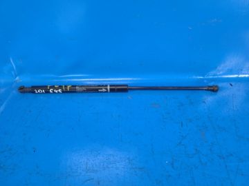 Amortyzator maski praw. LEXUS IS250/350 05-13