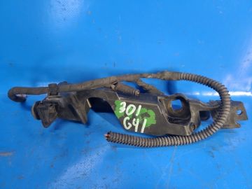 Wspornik przedniego zderzaka praw. AUDI A6 (C7) 11-18