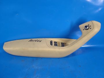 Moduł sterowania podnośnikami szyby AUDI A6 (C7) 11-18