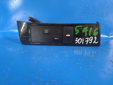 przycisk otwierania bagażnika od wewnątrz MAZDA 6 GH 07-12