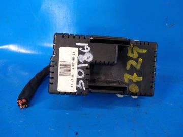 Skrzynka bezpieczników komora silnika VOLVO S60 10-13