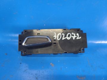 przycisk regulacji siedzenia praw. FORD MUSTANG 15-