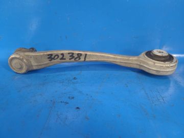 Górne ramię przedniego zawieszenia praw. AUDI A6 (C7) 11-18