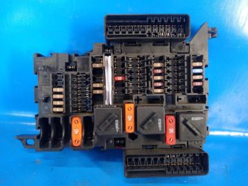 Skrzynka bezpieczników komora silnika MINI COOPER (F57) 15-