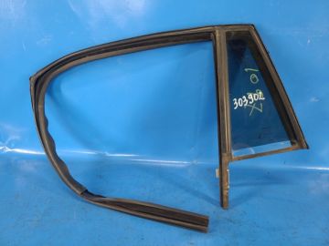 Stała szyba drzwi tyl. lew. DODGE CALIBER 06-11