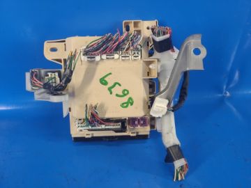 Skrzynka bezpiecznikow wewnętrznych TOYOTA CAMRY 40 06-11