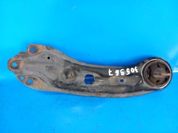 Wzdłużne ramię tylnego zawieszenia praw. CHRYSLER 200 10-14