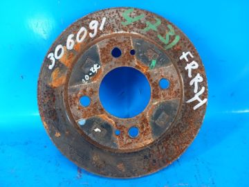 Przednia tarcza hamulcowa praw. MITSUBISHI MIRAGE 13-