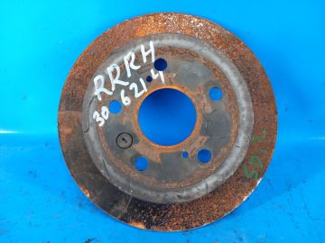 Tylna tarcza hamulcowa praw. TOYOTA CAMRY 40 06-11