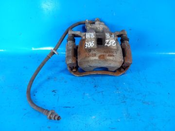 Zacisk hamulcowy przed. praw. TOYOTA CAMRY 40 06-11
