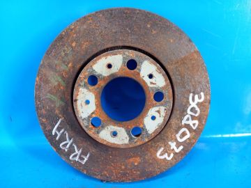 Przednia tarcza hamulcowa VOLVO XC70 00–07