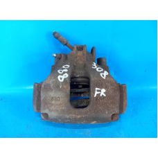 Zacisk hamulcowy przed. praw. VOLVO XC70 00–07