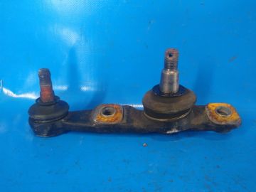 Sworzeń kulowy lew. LEXUS IS250/350 05-13