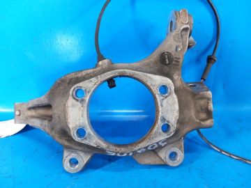 zwrotnica przed. lew. NISSAN PATHFINDER R52 12-21