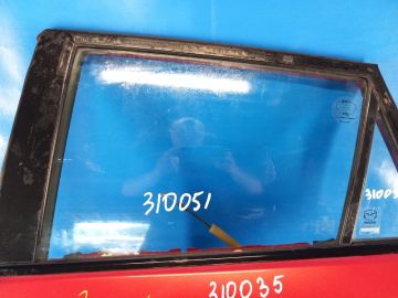 Szyba drzwi tyl. lew. MAZDA 3 BL 09-13