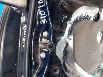 Ogranicznik drzwi przed. praw. TOYOTA PRIUS - 20 03-11