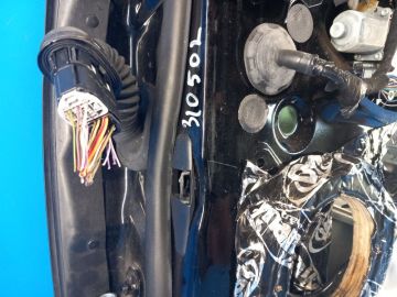 Ogranicznik drzwi przed. praw. LINCOLN MKZ 13-20