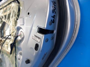 Zamek drzwi tyl. praw. TOYOTA PRIUS - 30 09-17