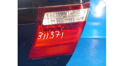 Lampa tylna wewnętrzna praw. LEXUS LS460 12-