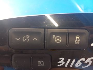 Panel przycisków deski rozdzielczej TOYOTA PRIUS 16-