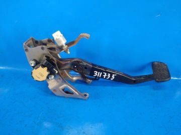 Pedał hamulca TOYOTA PRIUS - 20 03-11