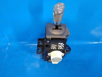 dźwignia automatycznej skrzyni biegów TOYOTA PRIUS - 20 03-11