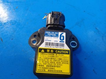 Czujnik przyspieszenia TOYOTA PRIUS - 30 09-17