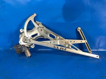 Podnośnik szyby przed. praw. TOYOTA PRIUS 16-