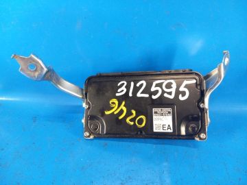 Moduł sterowania silnikiem TOYOTA PRIUS 16-