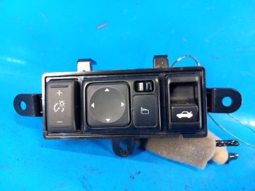 Moduł sterowania lusterkiem NISSAN SENTRA B17 12-21