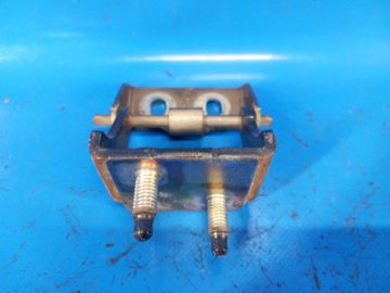 Zawias pokrywy bagażnika lew. FORD FOCUS 10-18