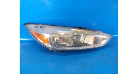 Reflektor Lampa przednia praw. FORD FOCUS 10-18 Reflektor Lampa przednia praw. FORD FOCUS 10-18