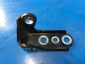 Górny zawias drzwi przed. praw. LINCOLN MKZ 13-20