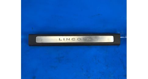 wewnętrzna osłona progu praw. LINCOLN MKZ 13-20 wewnętrzna osłona progu praw. LINCOLN MKZ 13-20