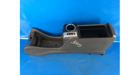 centralna konsola TOYOTA PRIUS PLUS 11-14 centralna konsola TOYOTA PRIUS PLUS 11-14