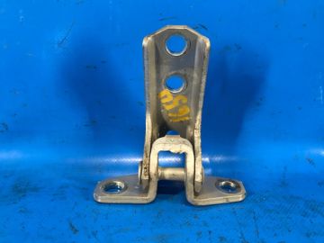 Górny zawias drzwi przed. lew. MITSUBISHI OUTLANDER XL 05-13