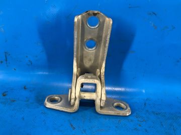 Dolny zawias drzwi przed. lew. MITSUBISHI OUTLANDER XL 05-13