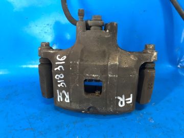 Zacisk hamulcowy przed. praw. MITSUBISHI OUTLANDER XL 05-13