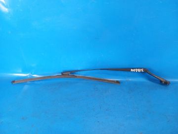 Ramię przedniego wycieraczka praw. FORD FOCUS 10-18