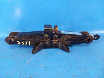 Podnośnik MAZDA 3 BL 09-13