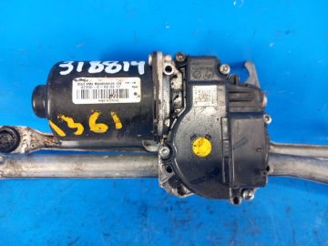 Silnik wycieraczek przed. FORD MUSTANG 15-