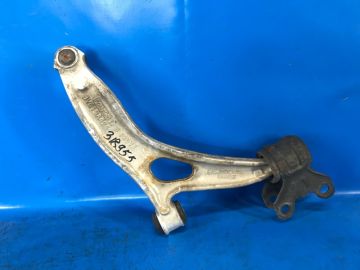 Dolne ramię przedniego zawieszenia lew. FORD FOCUS 10-18