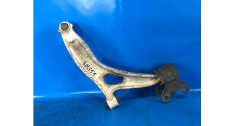 Dolne ramię przedniego zawieszenia lew. FORD FOCUS 10-18
