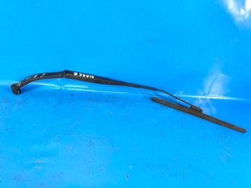 Ramię przedniego wycieraczka praw. NISSAN SENTRA B17 12-21