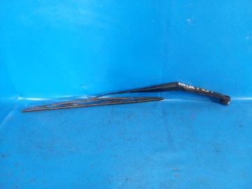 Ramię przedniego wycieraczka lew. KIA SOUL PS 13-19