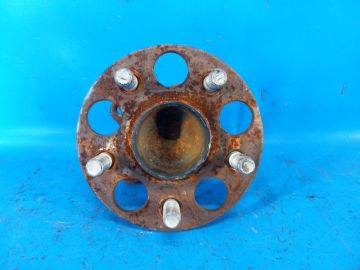 Piasta tyl. TOYOTA PRIUS 16-